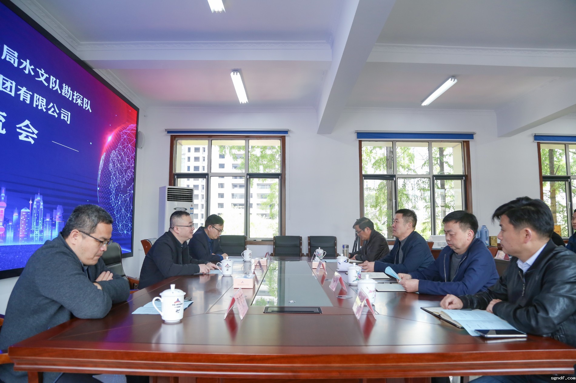 IMG_1677.jpg IMG_1677.jpg