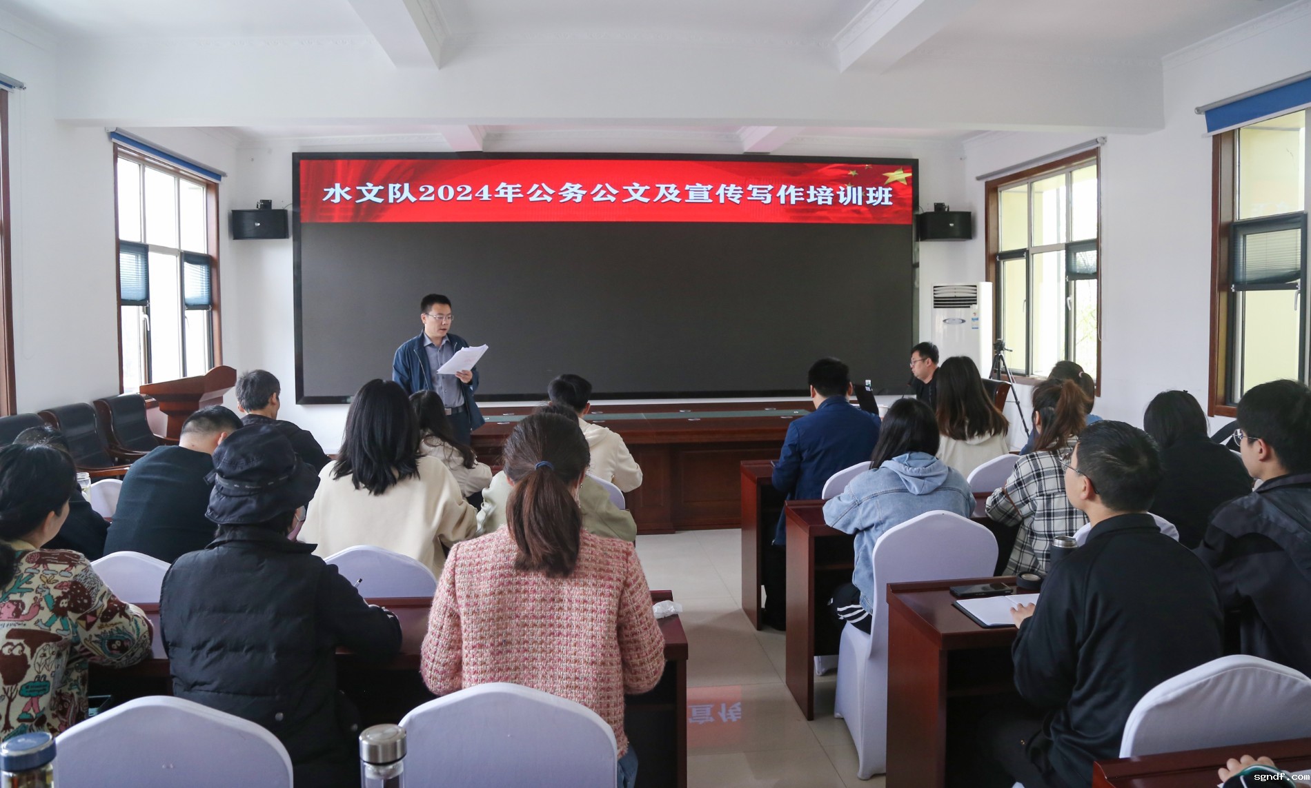 IMG_2014.JPG IMG_2014.JPG