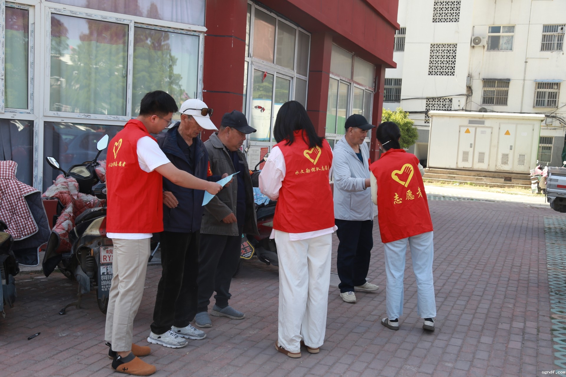 IMG_3051.JPG IMG_3051.JPG