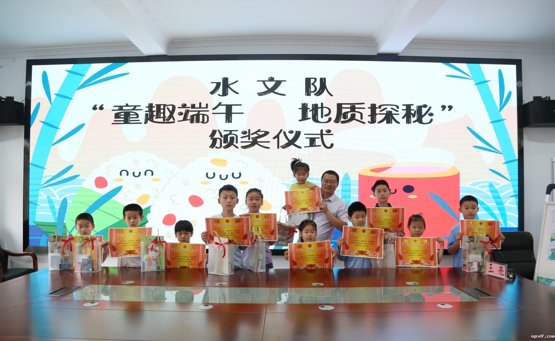 IMG_3034.jpg IMG_3034.jpg