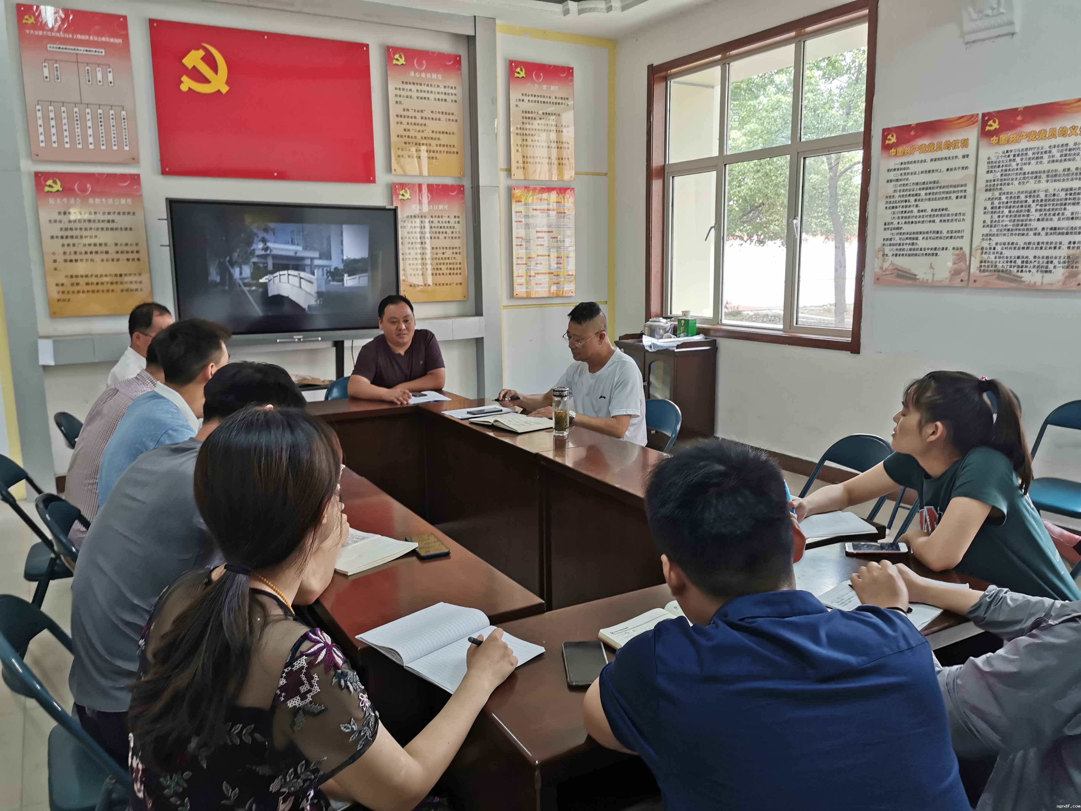 IMG_5085.JPG IMG_5085.JPG